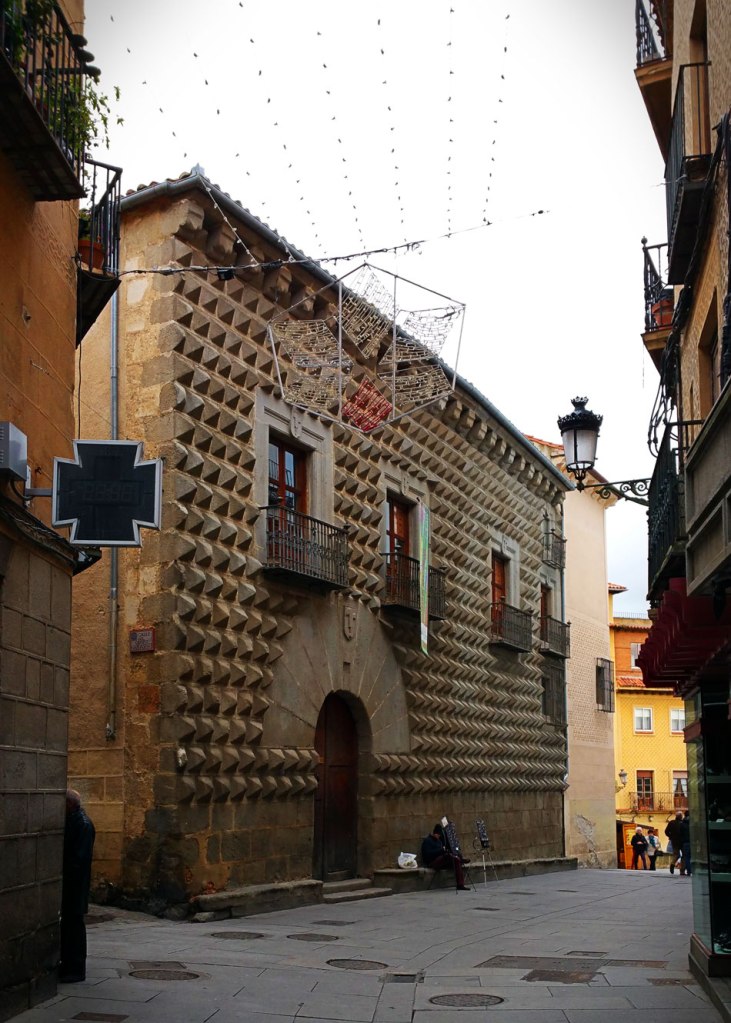 Segovia - Casa de los Picos